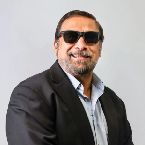 David Trevino, Director of Carrier Services at Sunline Global wearing sunglasses
