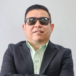 Horacio Amador, Director of International Services at Sunline Global wearing sunglasses